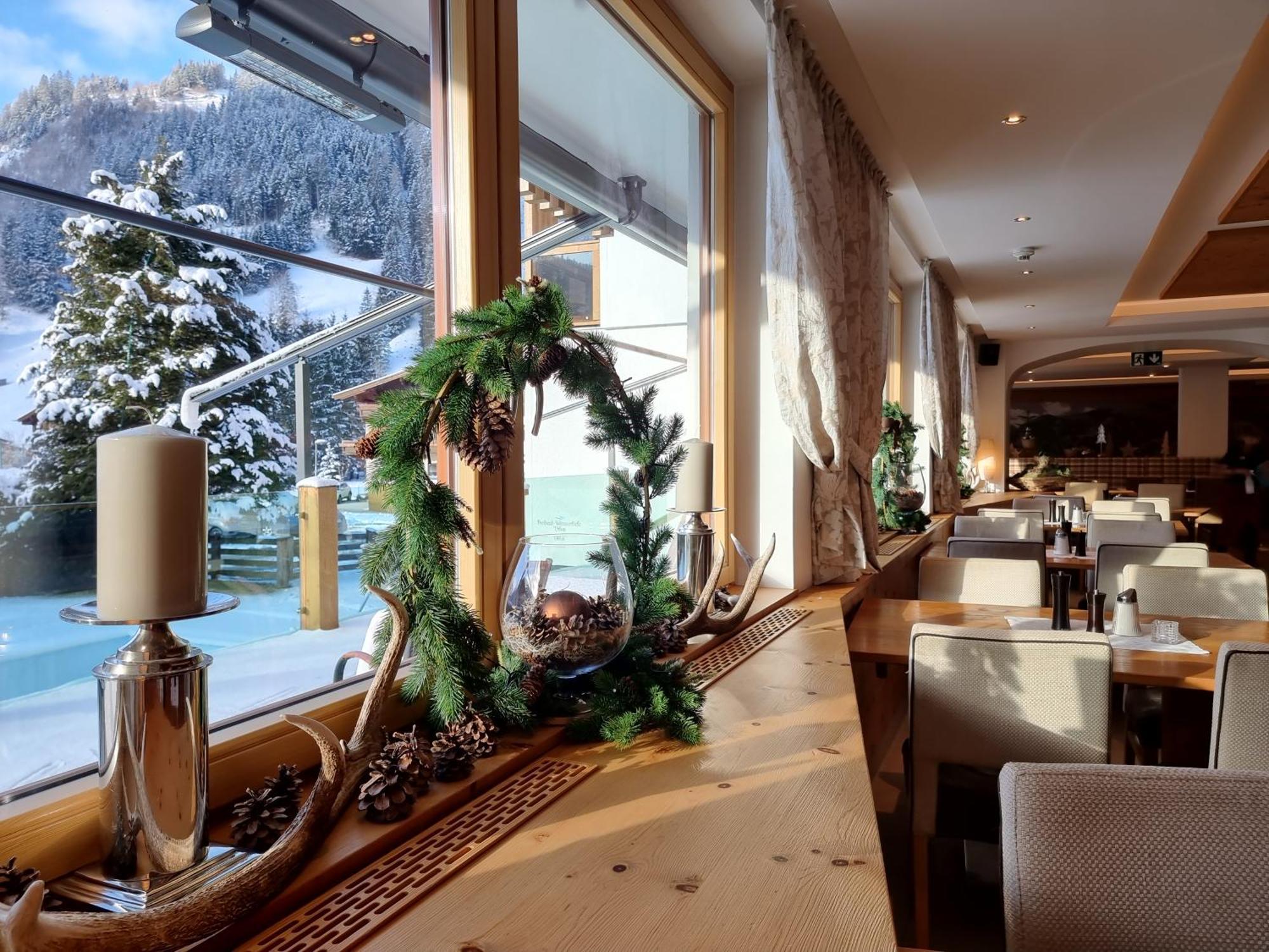 Hotel Alpina ラウリス エクステリア 写真